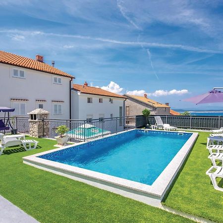 Nice Apartment In Crikvenica With Wifi Экстерьер фото