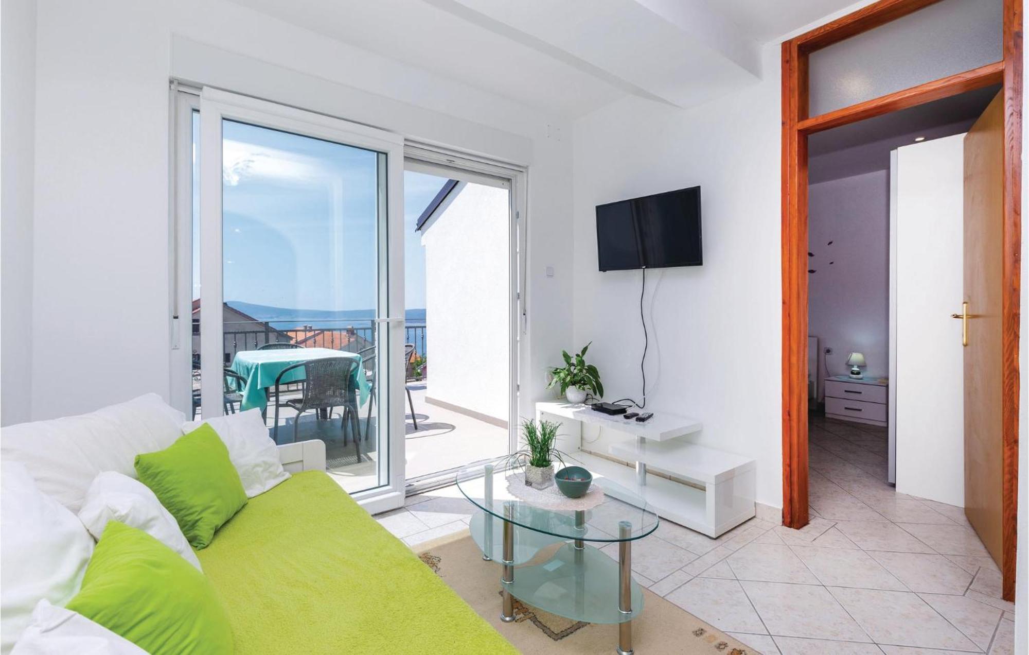 Nice Apartment In Crikvenica With Wifi Экстерьер фото